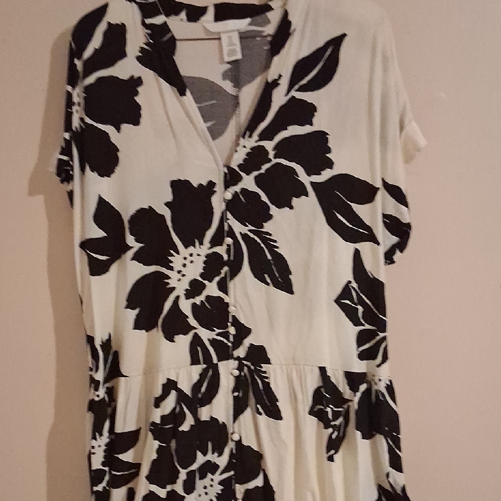 H&M Black Floral Dresees